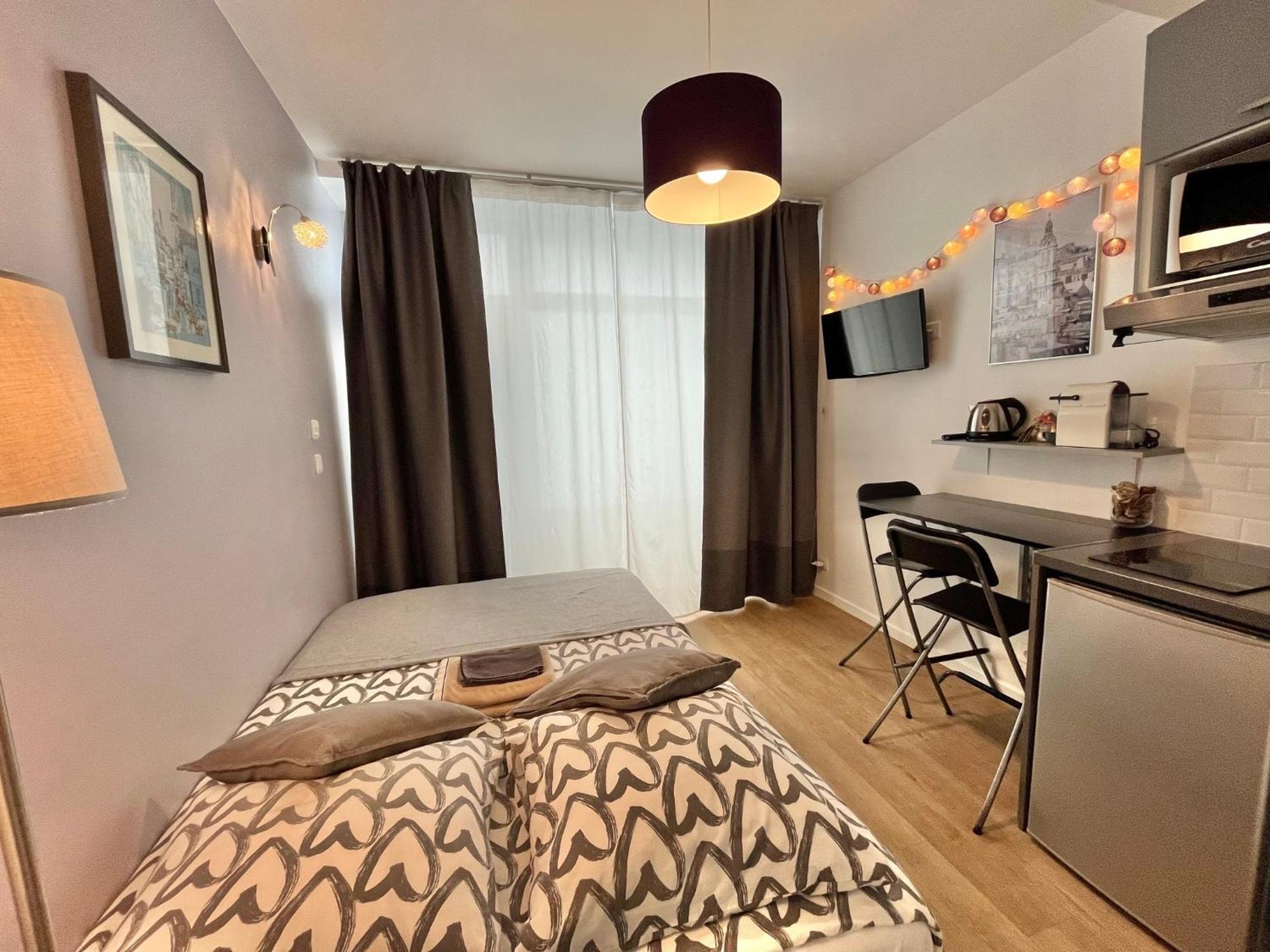 Apartment Paris Studios ภายนอก รูปภาพ